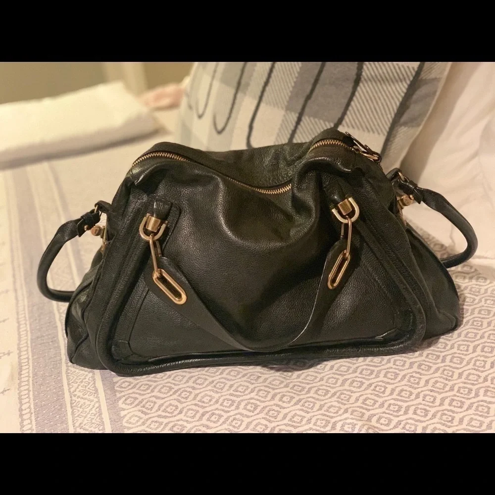 Chloe Paraty Medium Bag in Black Leather​​​​​​​​​